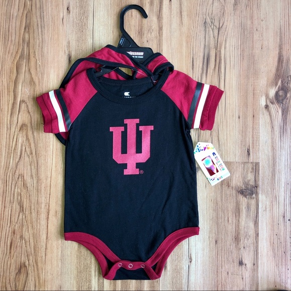 NEW Onesie Bodysuit Bib Set Indiana IU Hoosiers Black Red 6 - 12 months Infant - Picture 1 of 13